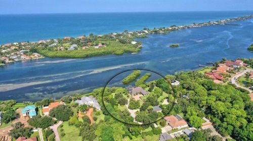 612 Laurel Rd, Nokomis, FL 34275-5244