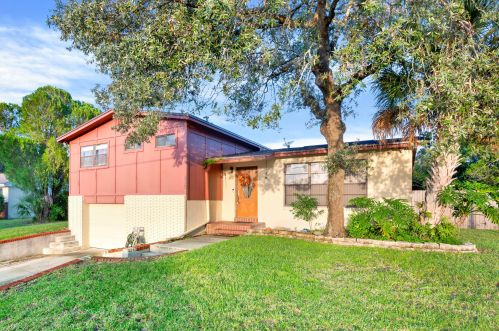513 Fern Ave, Titusville, FL 32796-2438