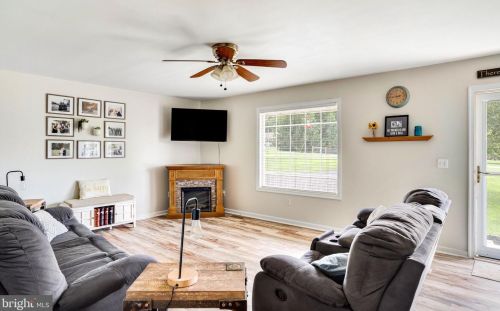 199 Wintergreen Dr, Richmond National Battlefiel VA  22835-7519 exterior