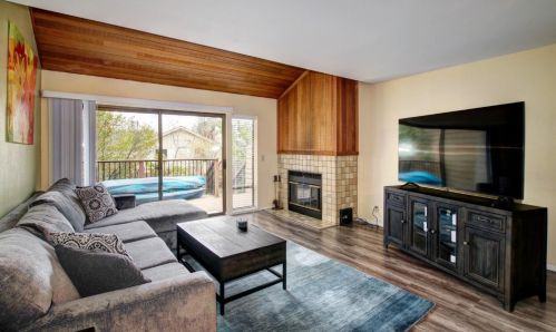 113 Solar Dr, Grass Valley CA  95945-5372 exterior