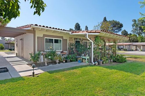 12340 Santiago Rd, San Diego, CA 92128-2833