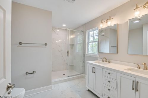 421 River Rd, Rahway NJ  07065-4203 exterior