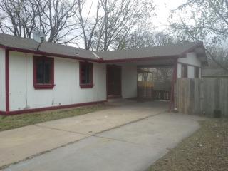 1226 Clara St, Wichita KS  67212-1946 exterior