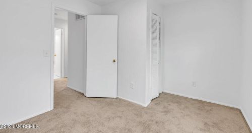 828 Burnt Tavern Rd, Bricktown NJ  08724-2540 exterior