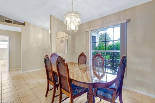 2607 8th St, Lehigh Acres, FL 33976-3152