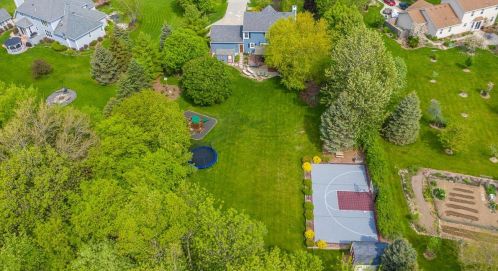 4948 Bayfield Dr, Waterford WI  53185-3376 exterior