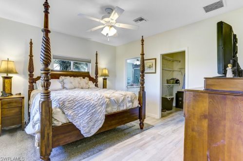 555 Piedmont Rd, Sanibel FL  exterior