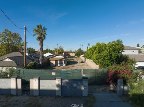 7629 Ben Ave, North Hollywood, CA 91605-2729