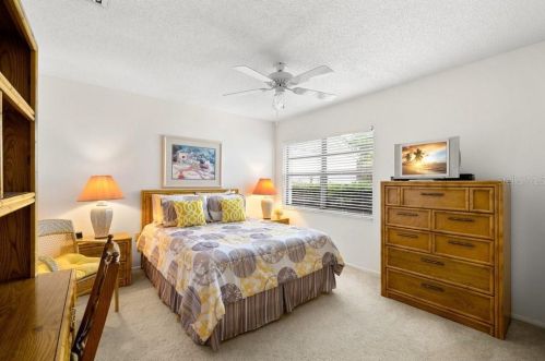 100 Lisa Ln, Oldsmar FL  34677-2369 exterior