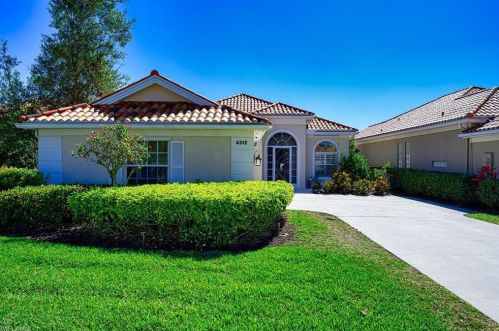 4312 Montalvo Ct, Naples, FL 34109-3337