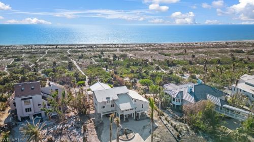 1320 Seaspray Ln, Sanibel FL  33957-2619 exterior