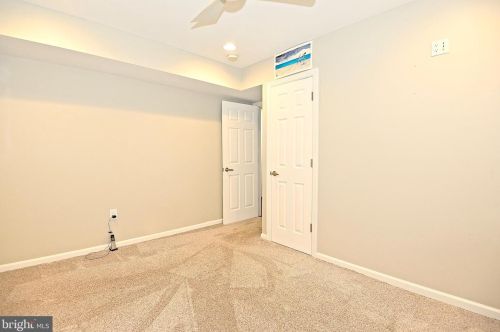 7 Pigeon Pl, Berkeley Township NJ  08721-1915 exterior