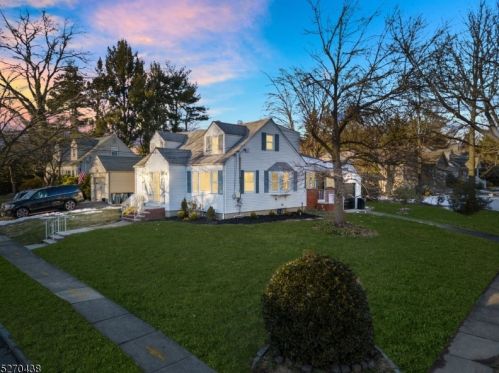 180 Coeyman Ave, Nutley, NJ 07110-1405