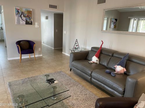 7204 Paradise Dr, Scottsdale AZ 85260-5436 exterior