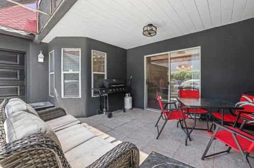 1128 Gorham Ave, Modesto CA  95350-4674 exterior