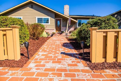 1425 Escalero Rd, Santa Rosa, CA 95409-3953
