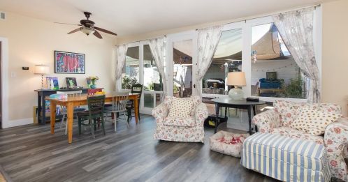 1422 6th St, San Diego, CA 92118-1959