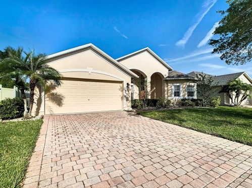 2822 Sweetspire Cir, Kissimmee, FL 34746-3483