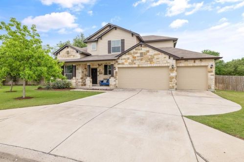 527 River Bluff Cir, Georgetown TX  78626-4619 exterior