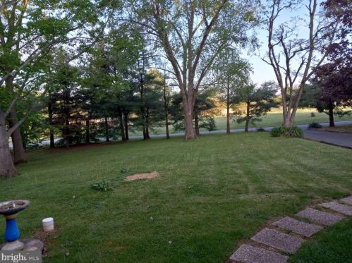 13587 Curran Dr, Cross Roads, PA 17322-8373