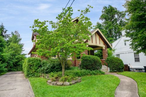 5529 Clearview Ave, Cincinnati, OH 45248-3215