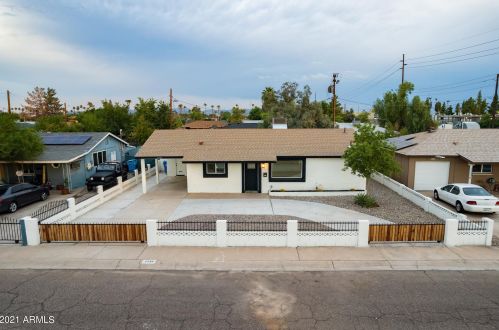 2339 Campus Dr, Phoenix, AZ 85015-5632