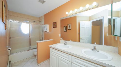 8 Daremy Ct, Lake Grove NY  11755-3226 exterior