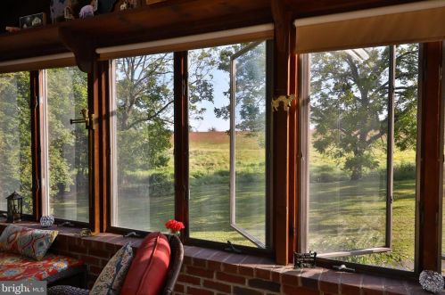 126 Dark Hollow Rd, Pipersville PA  18947-9369 exterior