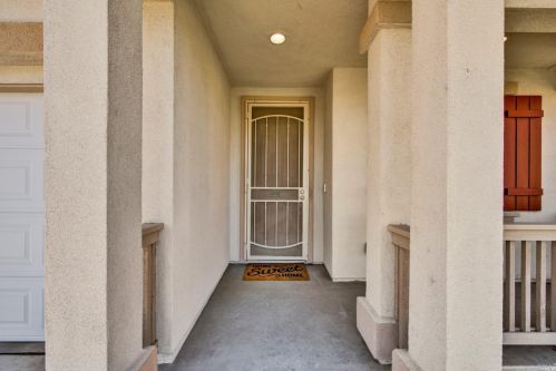 542 Twilight St, Vacaville CA  95688-8829 exterior