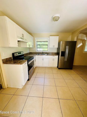 413 Lincoln Rd, Cocoa, FL 32926-4146