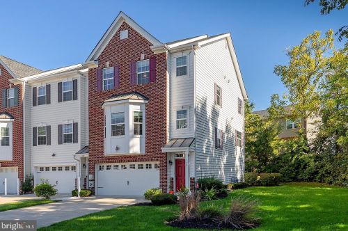 100 Winterberry Way, West Deptford, NJ 08096-5558