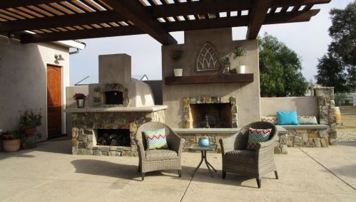 505 Caballo Ct, Hollister CA  95023-9055 exterior
