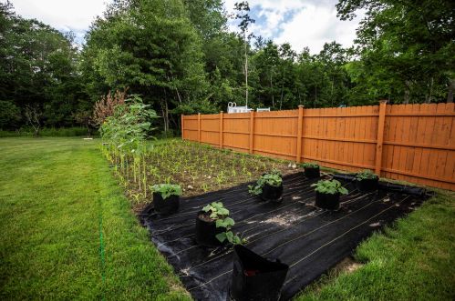 7 Olesen Rd, Derry NH 03038-4847 exterior