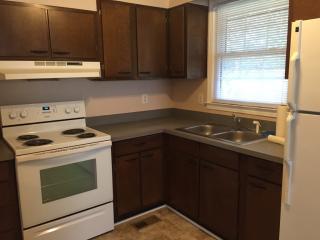 190 Townes Dr, Nashville, TN 37211-6167