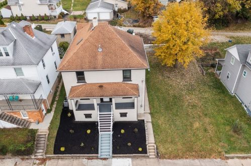 425 Blaine Ave, Canonsburg PA  15317-2107 exterior