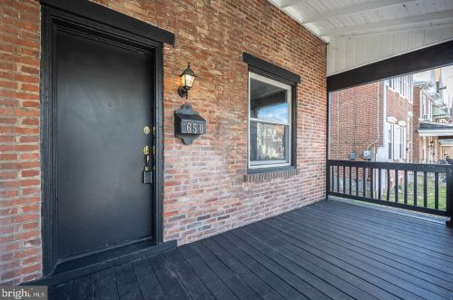 650 Walnut St, Pottstown PA  19464-5745 exterior