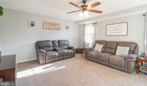 256 Lexington Rd, Collegeville PA  19473-1204 exterior