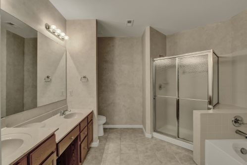 369 Southwind Ln, Covington KY  41016-1715 exterior