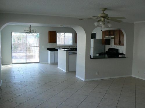 9605 Copper Creek Dr, Austin TX  78729-3541 exterior