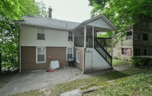 16 Highland Ave, Waterbury, CT 06708-2718
