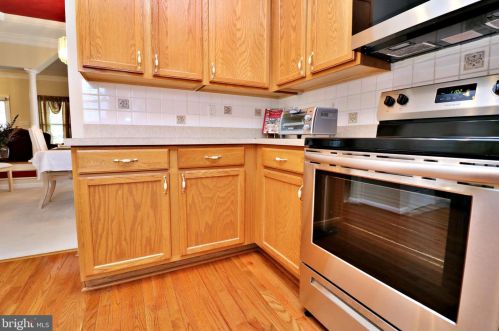 123 Posting Way, Charles Town WV  25414-9327 exterior