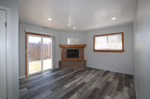114 Meadow Ln, Big Bear City CA  92314-9410 exterior