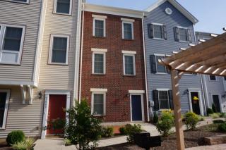 3865 Colonial Green Cir, Roanoke VA  24018-3750 exterior
