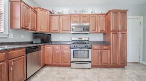 101 Muirfield Dr, Valpo IN  46385-6277 exterior