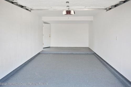 22 Phillips Rd, Bricktown NJ  08724-2441 exterior