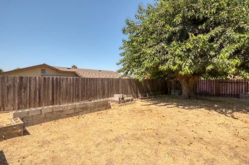 498 Cloverland Way, Valley Home CA 95361-2604 exterior