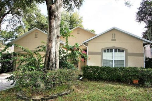 841 Hilly Bend Dr, Apopka, FL 32712-1740