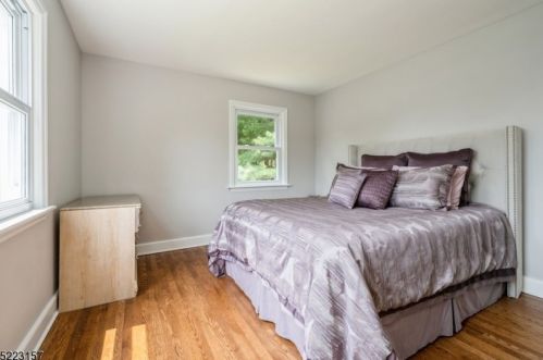 27 Dogwood Rd, Greystone Park NJ  07950-1918 exterior