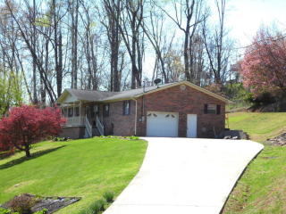 151 Breezeway Ln, Caryville, TN 37714-3528