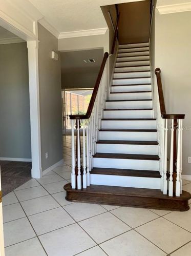 7925 Canyon Lake Cir, Orlando FL  32835-8206 exterior